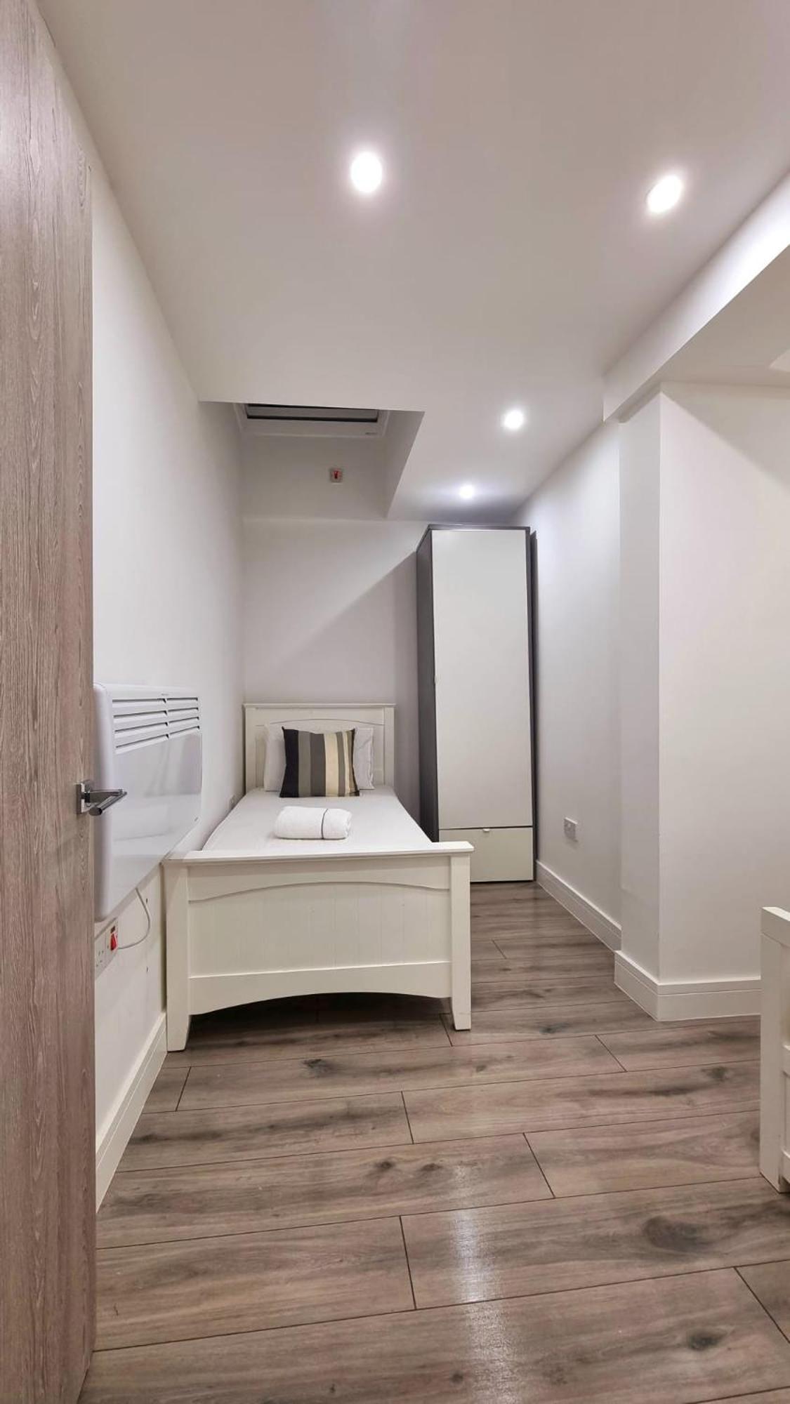 Апартаменты Brand New Flat Close To Turnpike Lane Tube Station