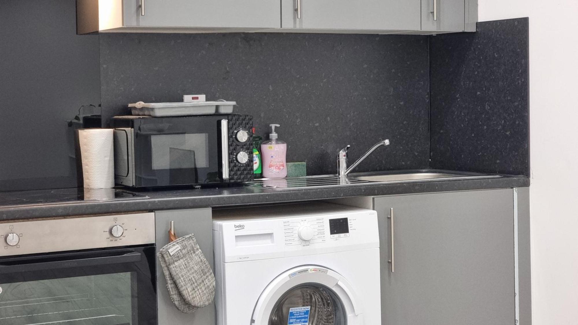 Brand New Flat Close To Turnpike Lane Tube Station Апартаменты Лондон